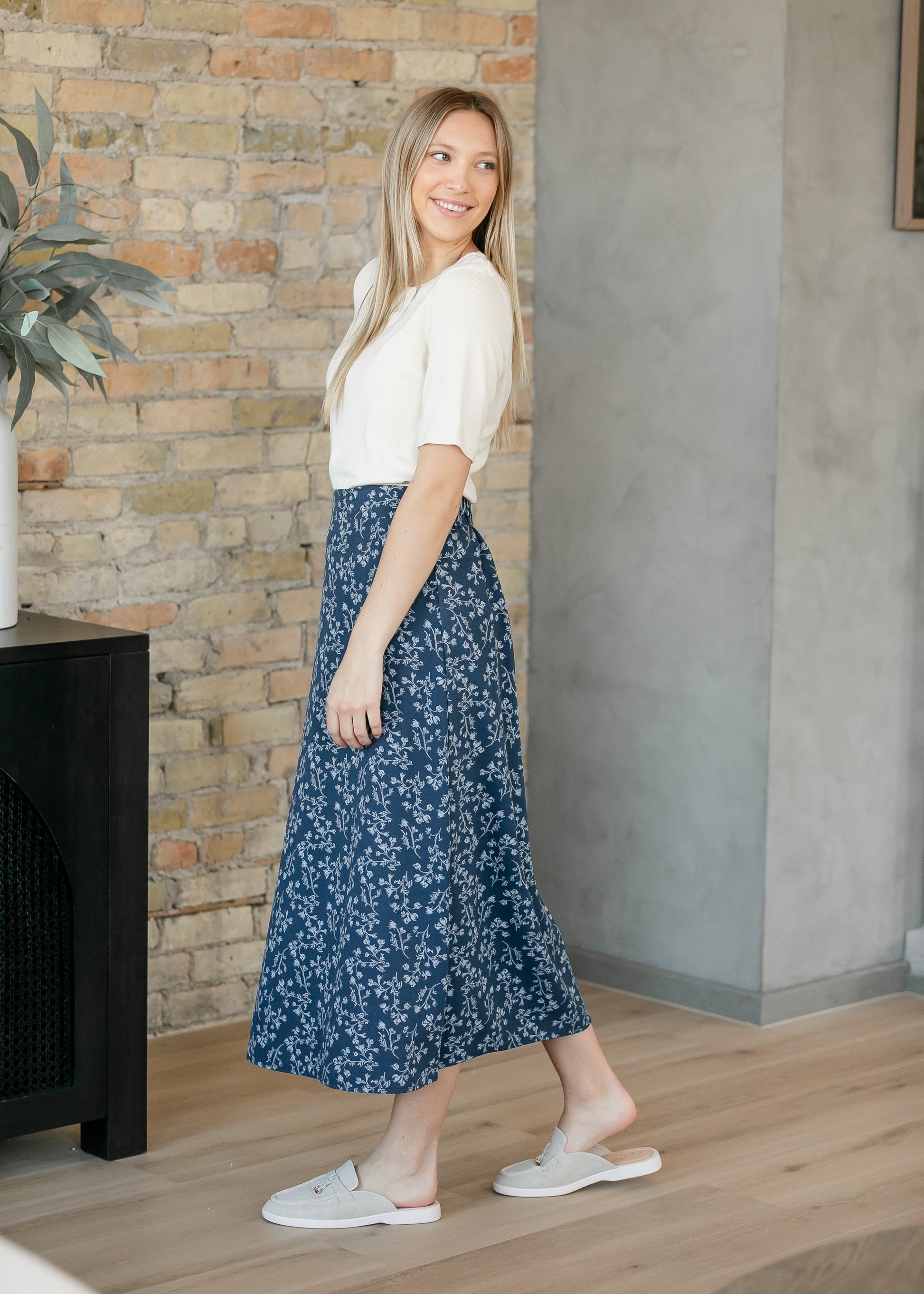 Braylyn Floral Midi Skirt IC Skirts