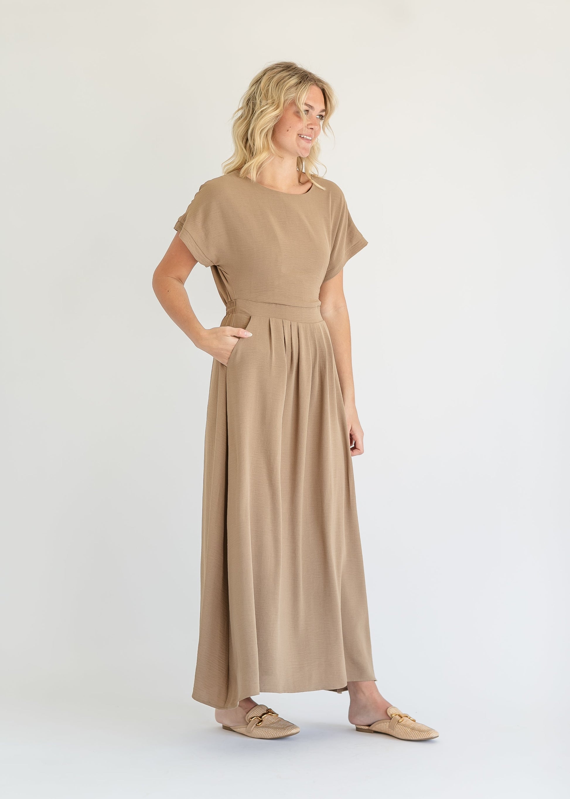 Cassia Dolman Sleeve Midi Dress IC Dresses