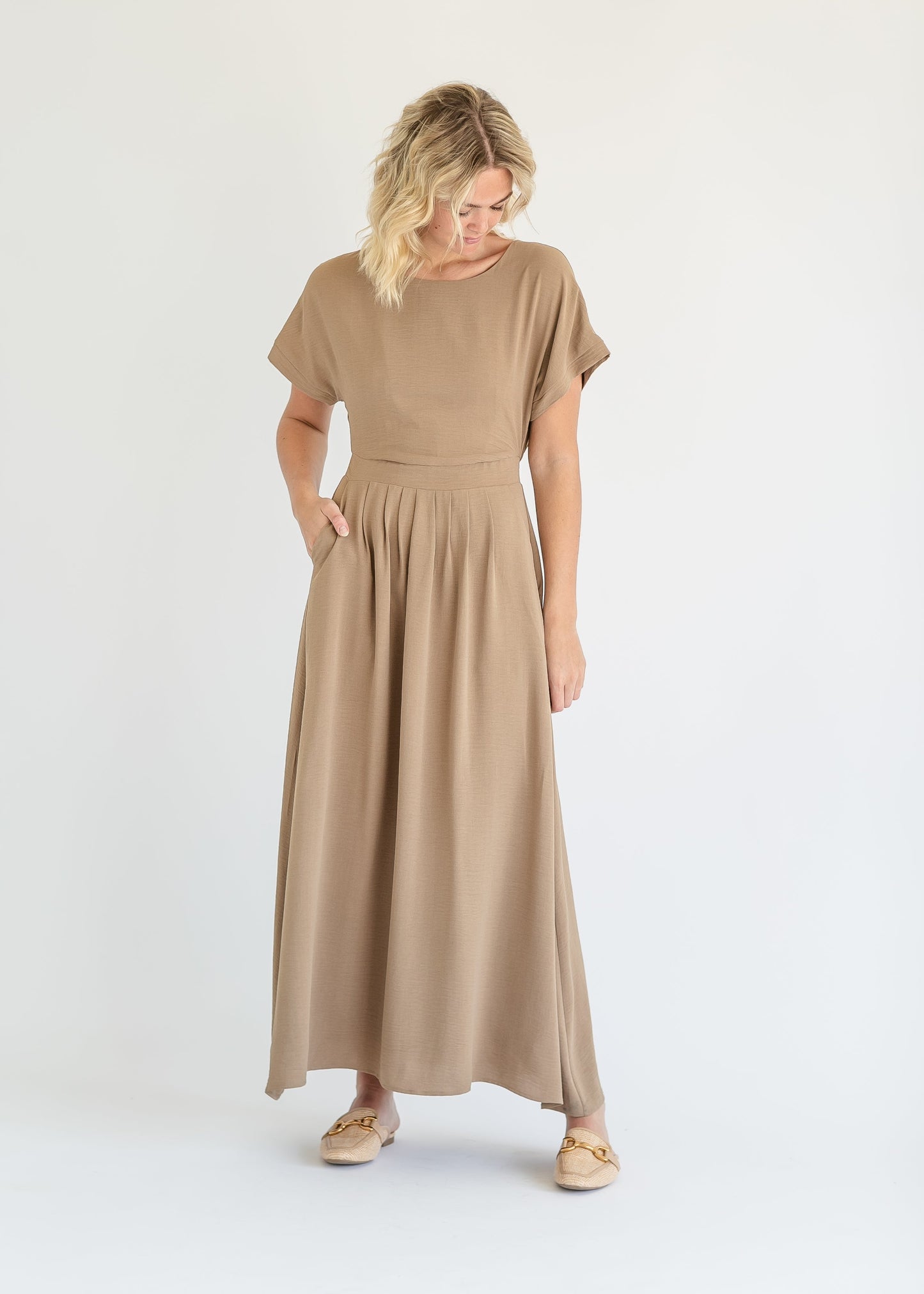 Cassia Dolman Sleeve Midi Dress IC Dresses