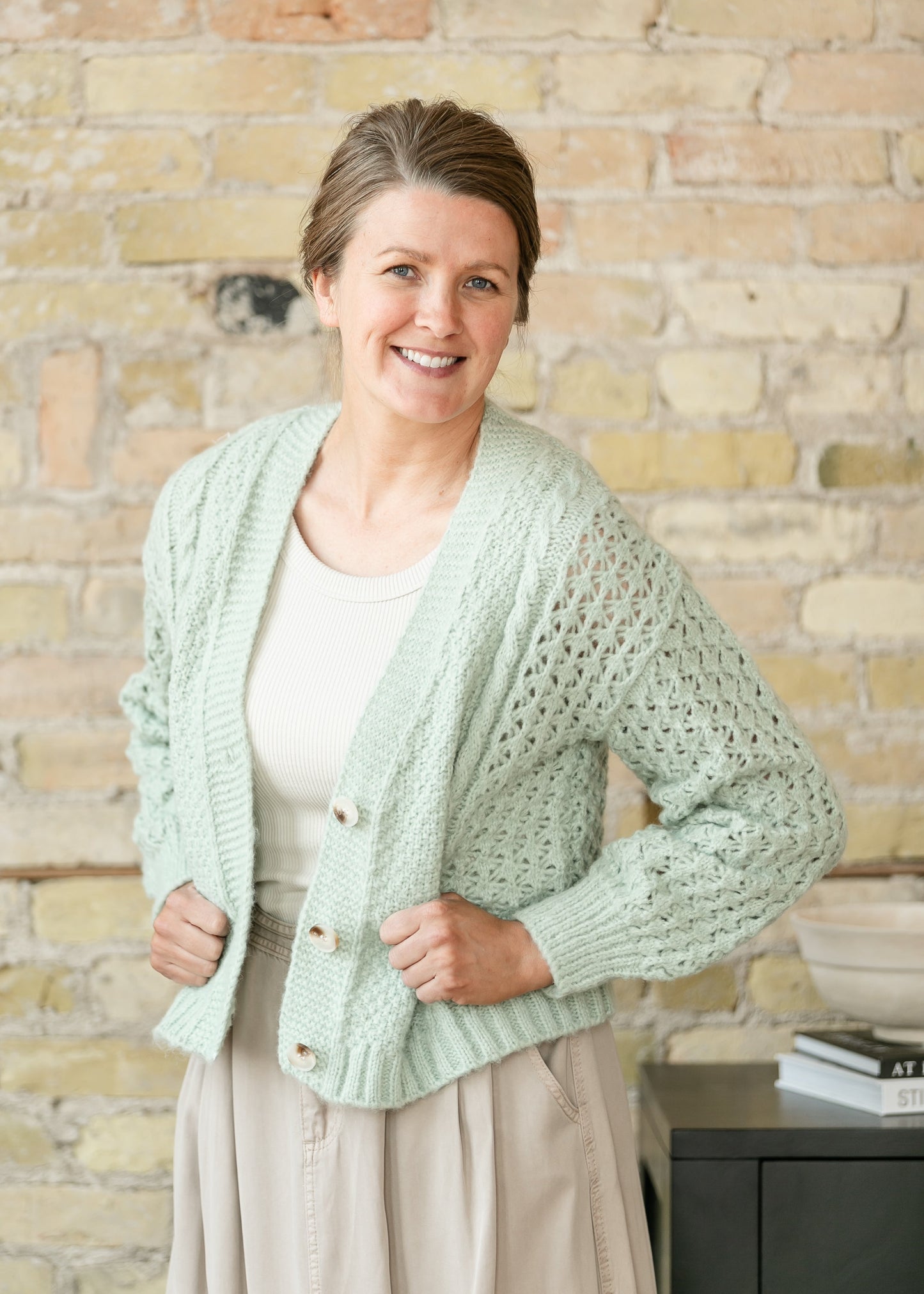 Green Contrast Knit Button Up Cardigan 