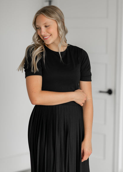 Emersyn Black Pleated Midi Dress Dresses