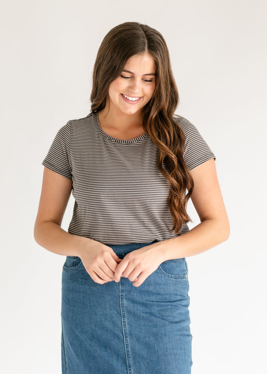 Essential Crew Striped Basic Tee IC Tops Charcoal/Ivory Stripe / XS