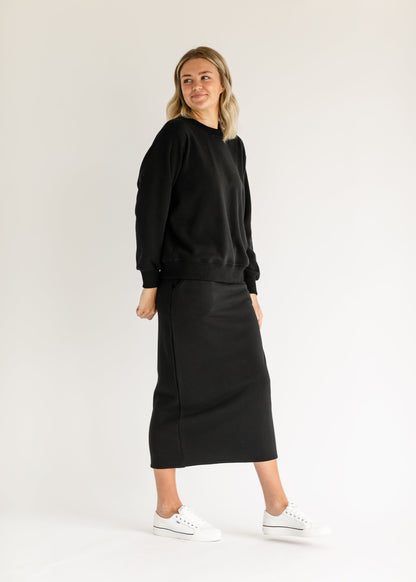 Essential Sweatshirt Skirt Set IC Tops