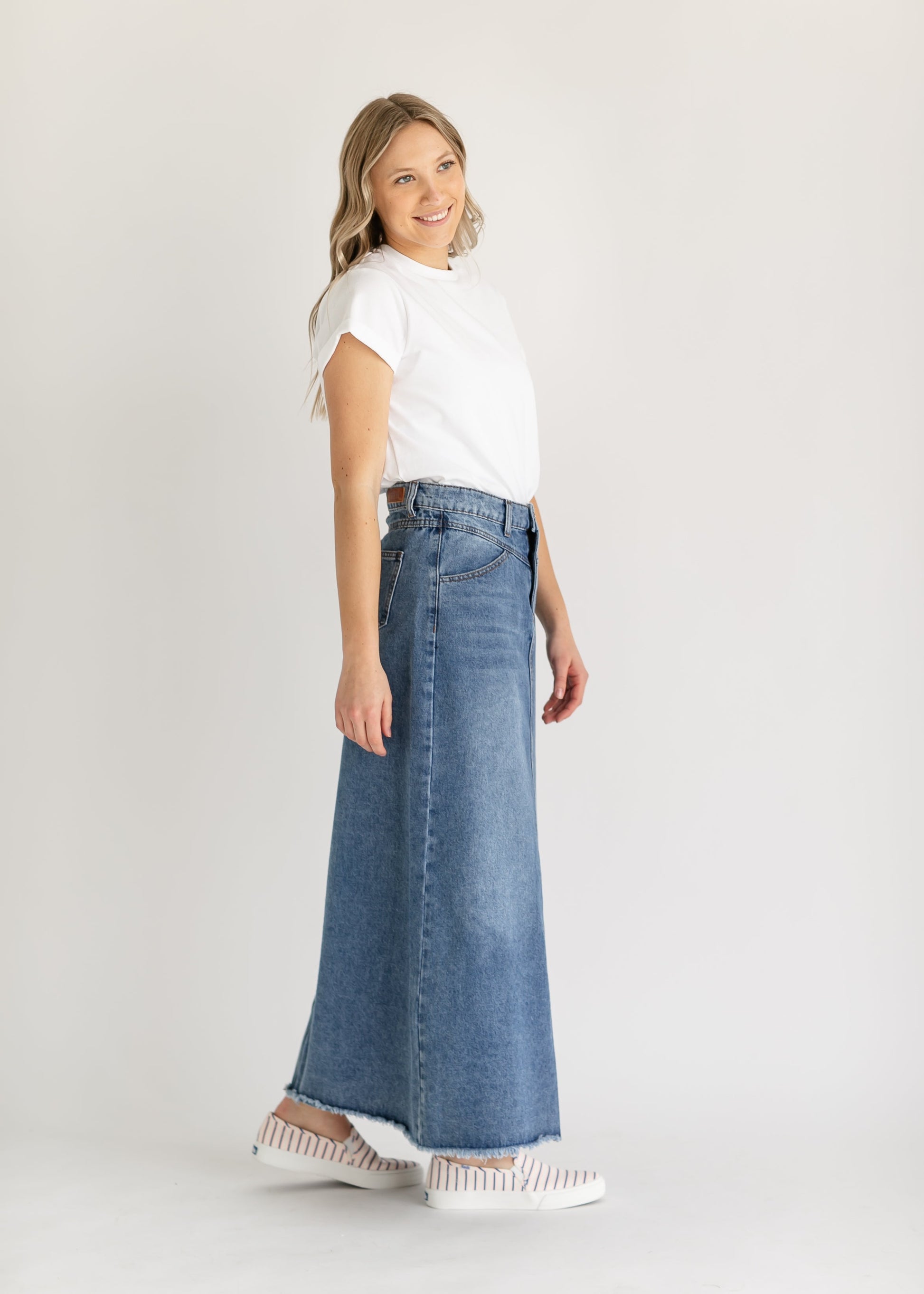 Shenoa Maxi Denim Skirt IC Skirts