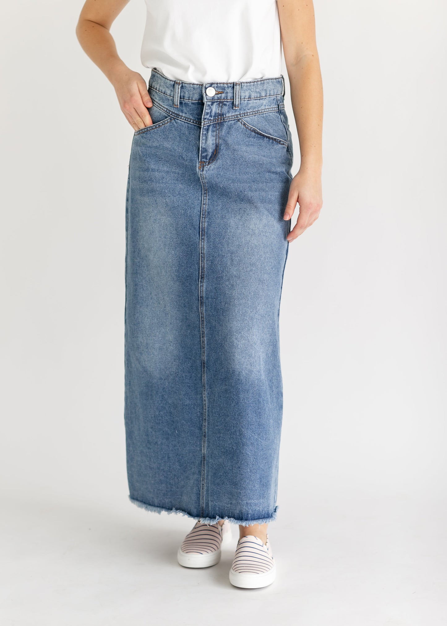 Shenoa Maxi Denim Skirt IC Skirts