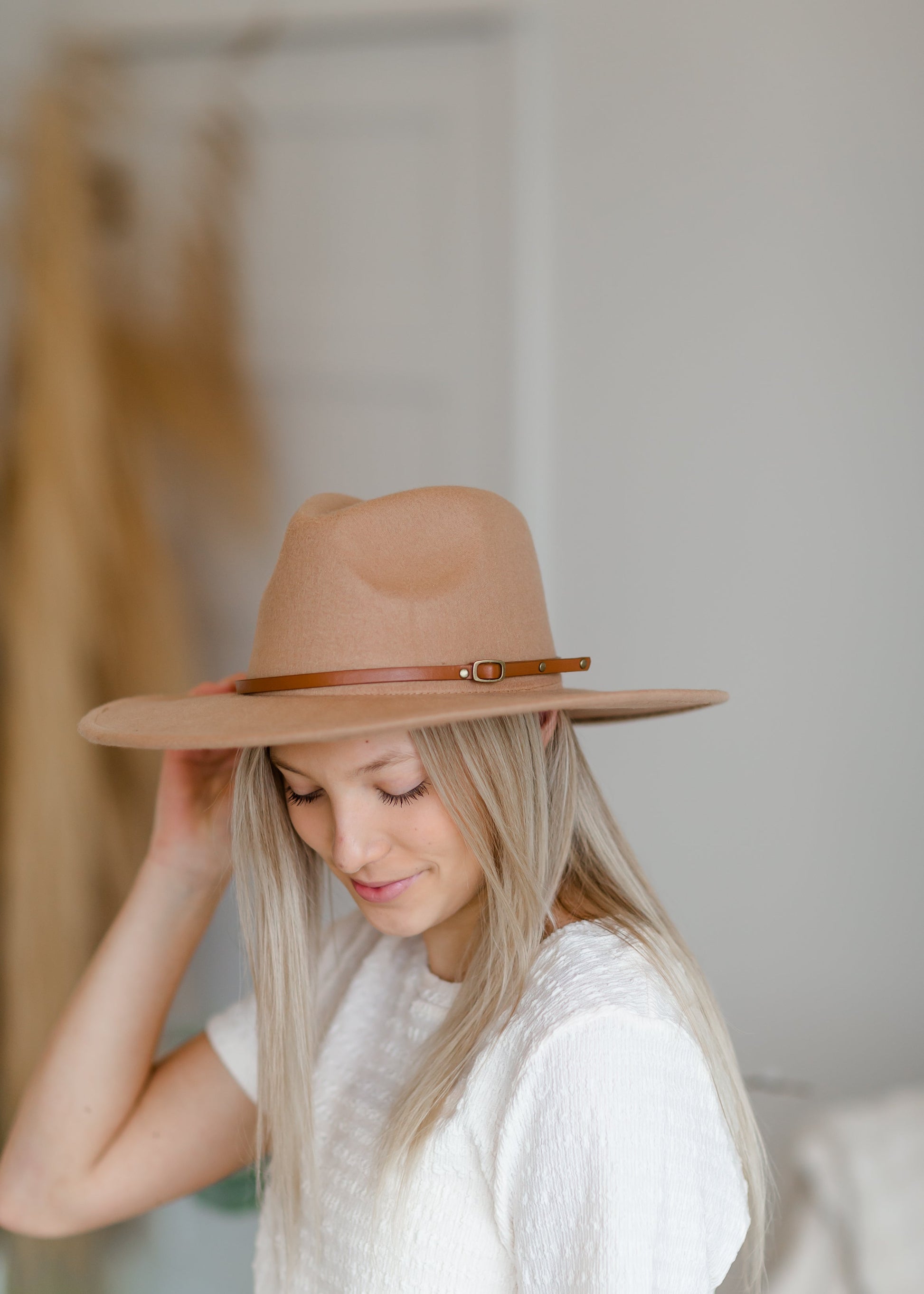 Tan Wide Brim Hat Accessories