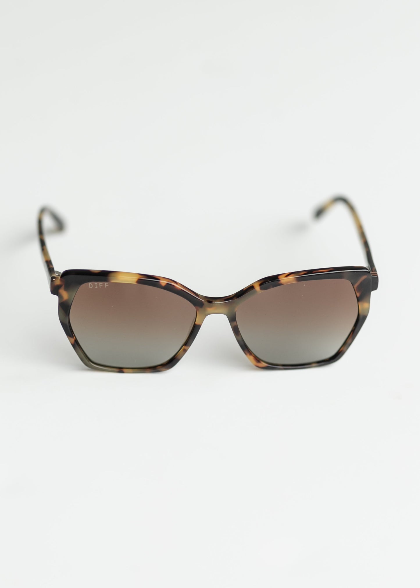 Vera Kombu + Brown Gradient Polarized Sunglasses Accessories