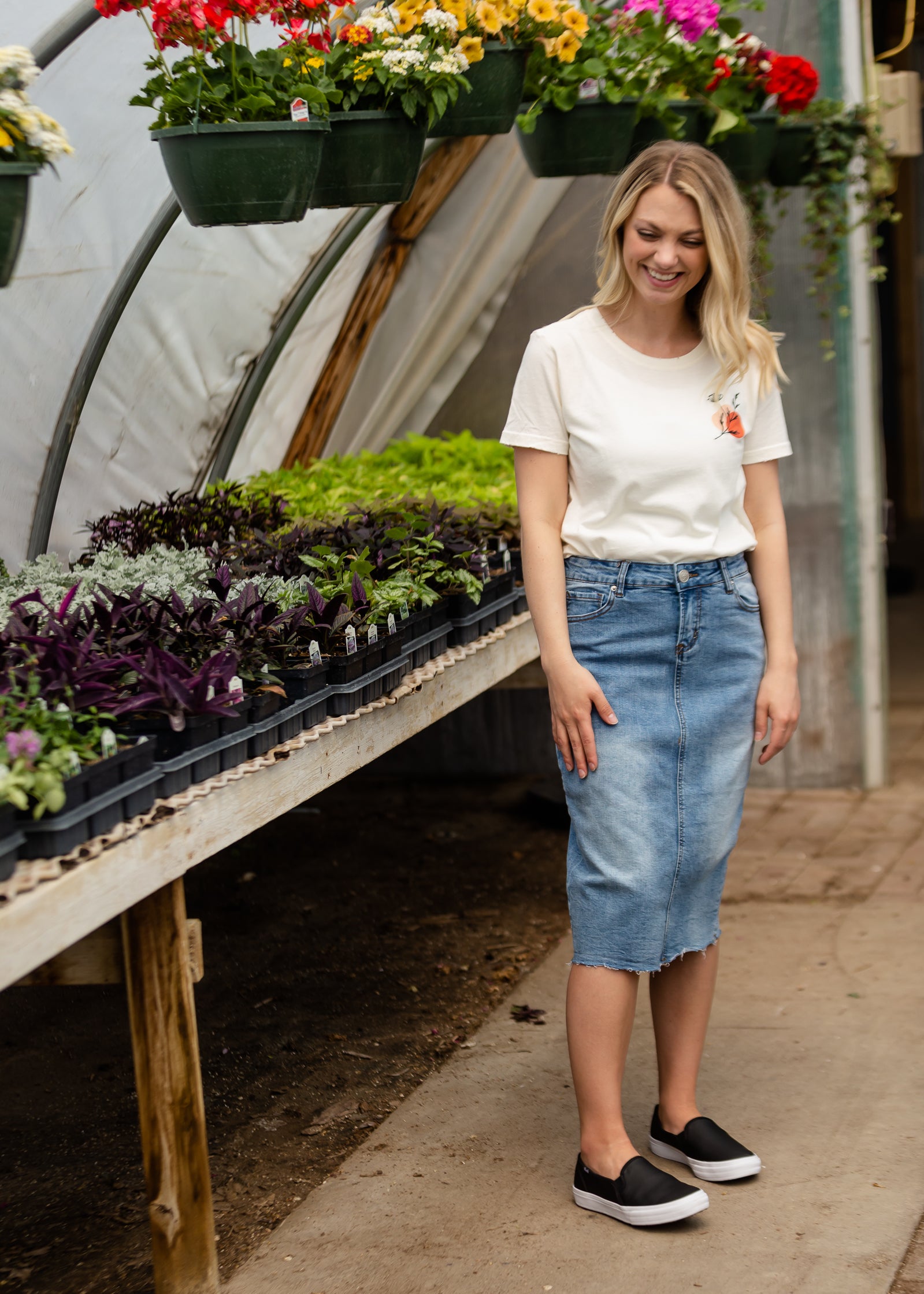 Vintage Poppy Floral Tee - FINAL SALE Tops