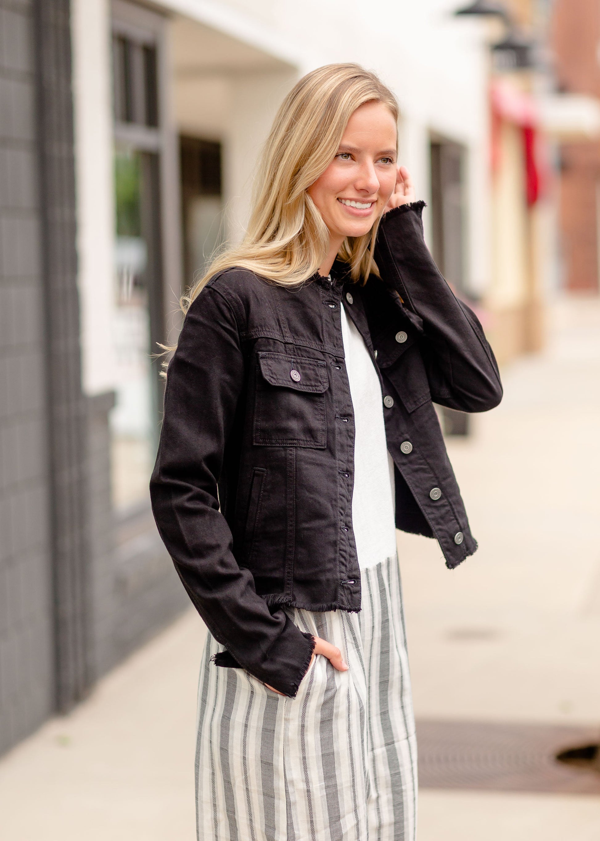 Black Distressed Collar Jean Jacket Tops