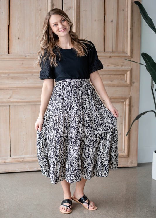 Black & White Leaf Print Tiered Midi Skirt Skirts Hayden