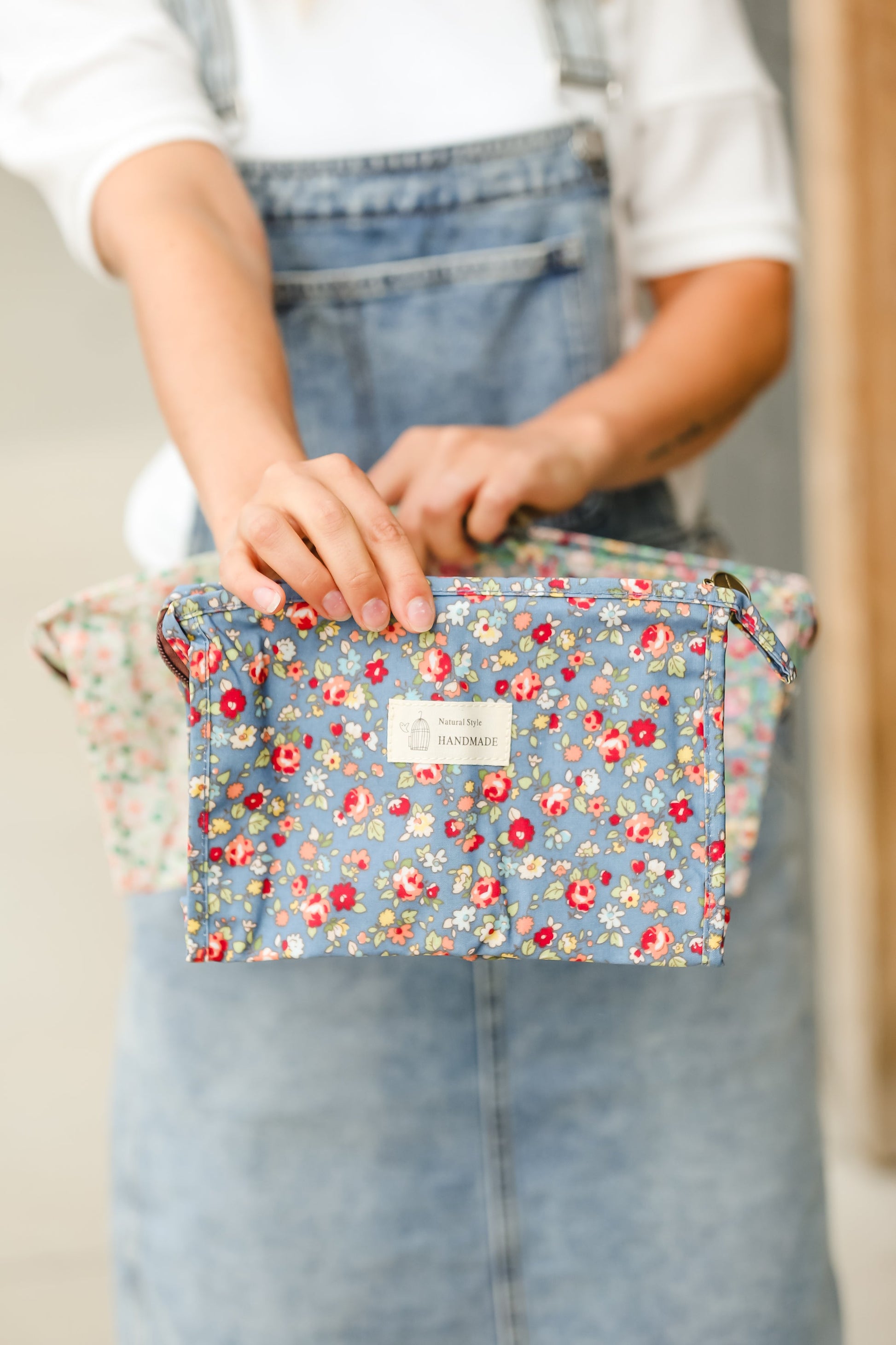 Blue Feminine Floral Cosmetic Bag Accessories