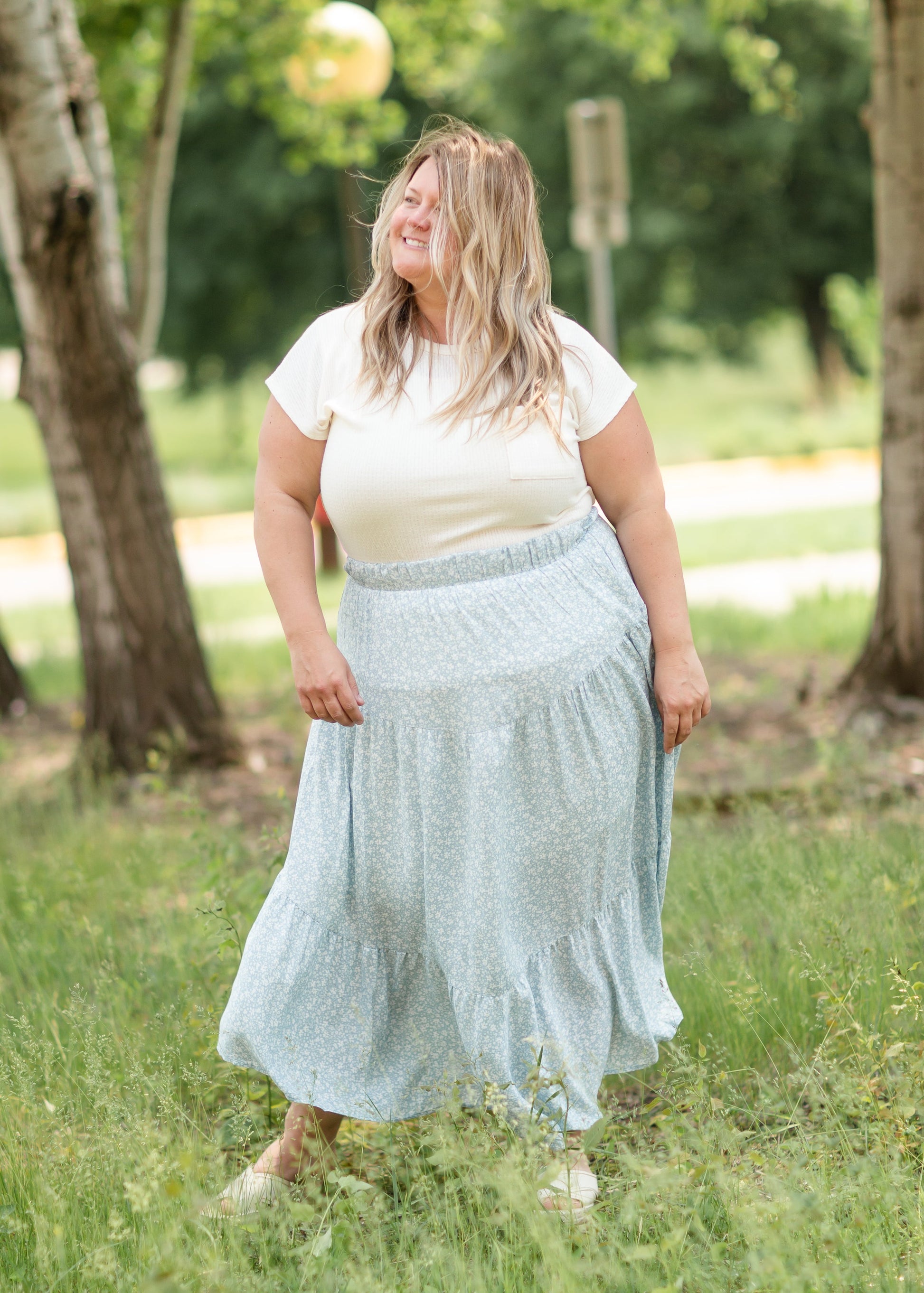 Blue Floral Print Midi Skirt with Ruffle Hem Skirts