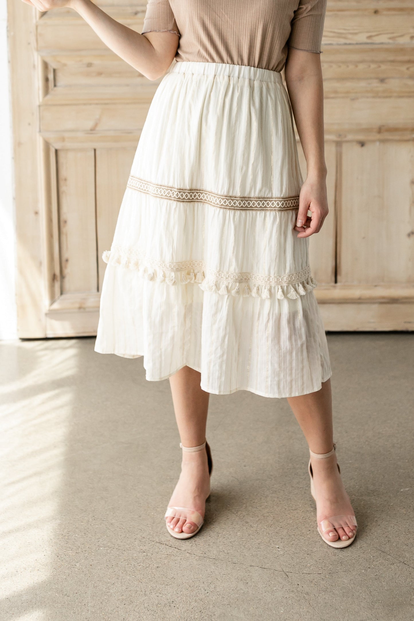 Cream Midi Skirt With Contrasting Lace Detail Skirts Polagram