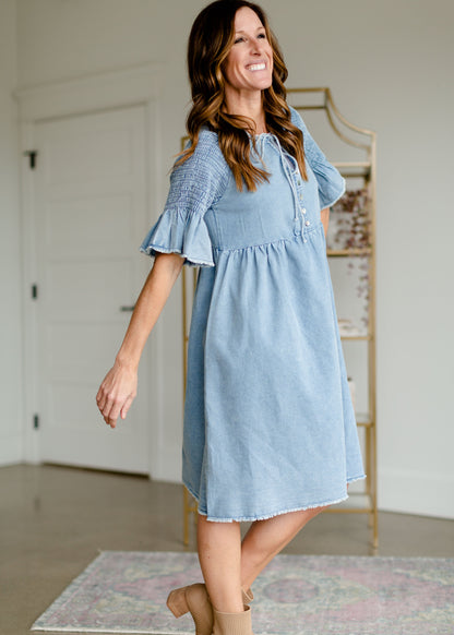 Denim Self Tie V-neck Midi Dress Dresses Polagram