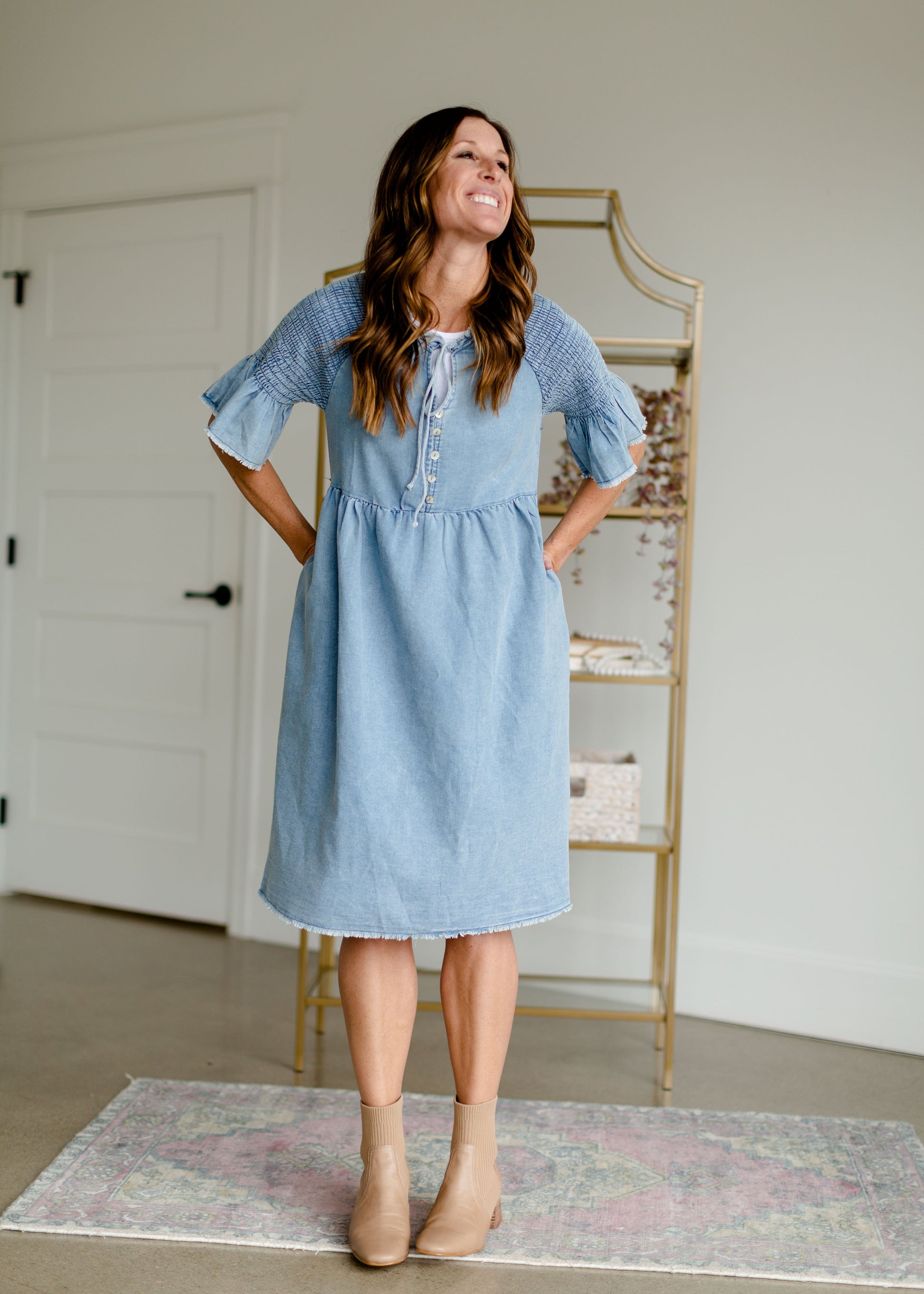 Denim Self Tie V-neck Midi Dress Dresses Polagram