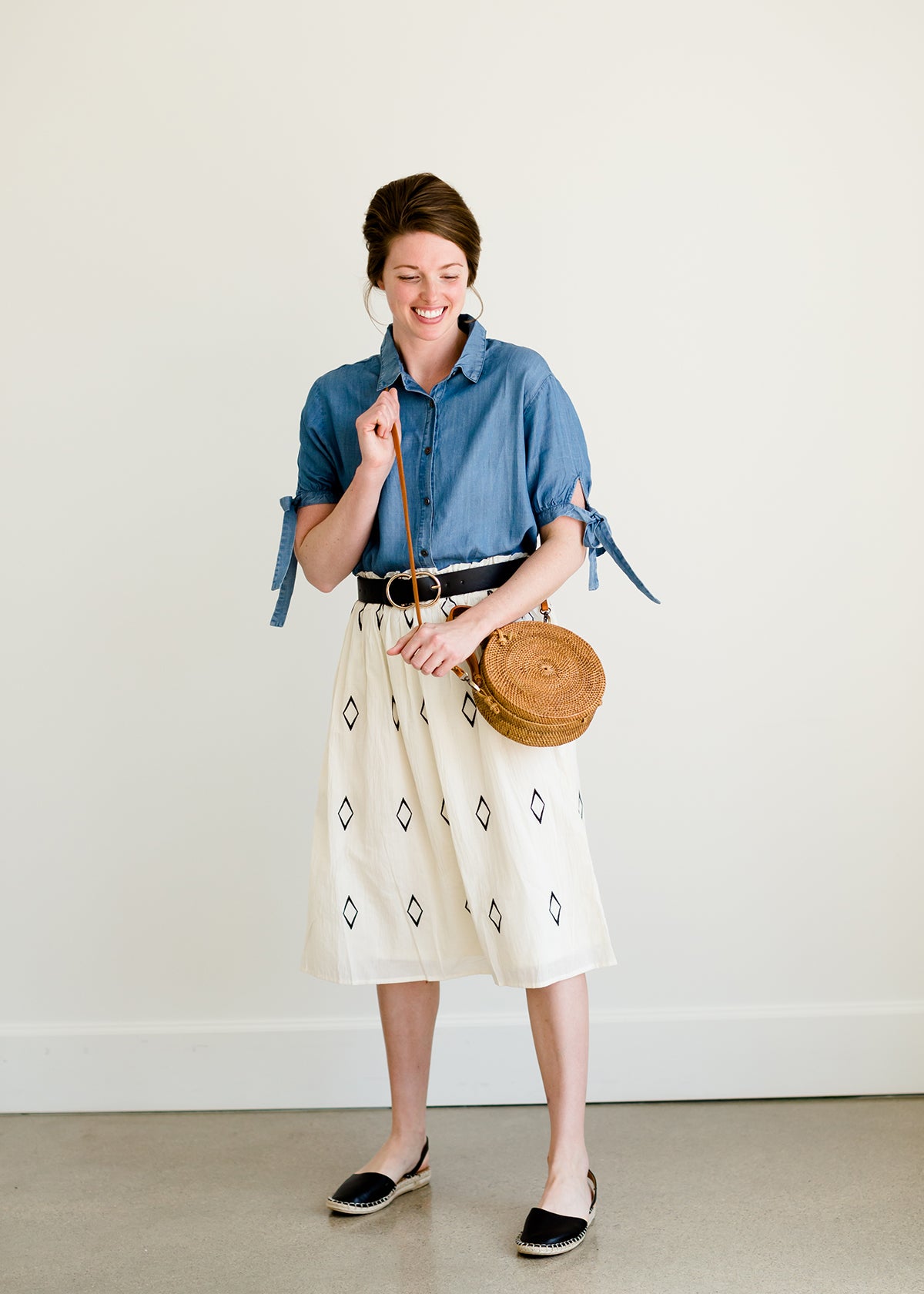 ivory 100% cotton diamond detail stretch midi skirt