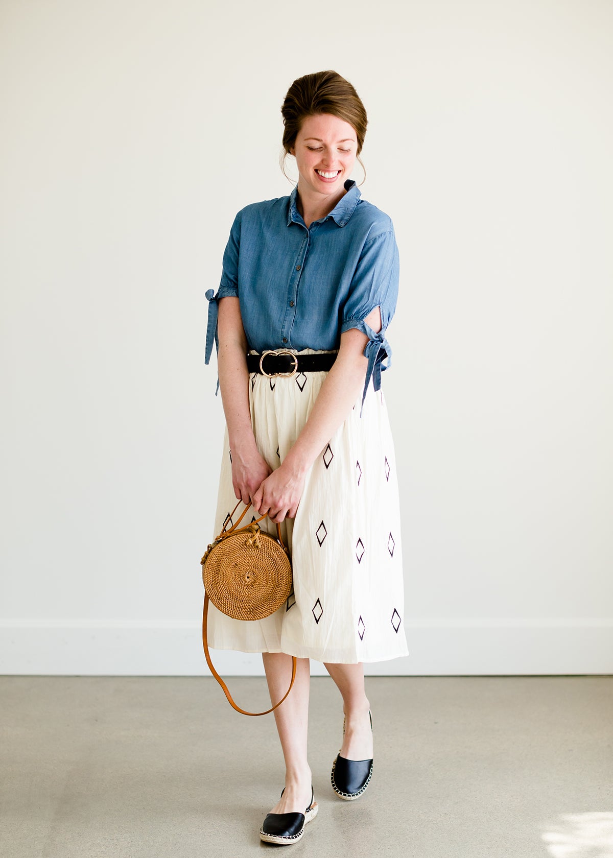 ivory 100% cotton diamond detail stretch midi skirt