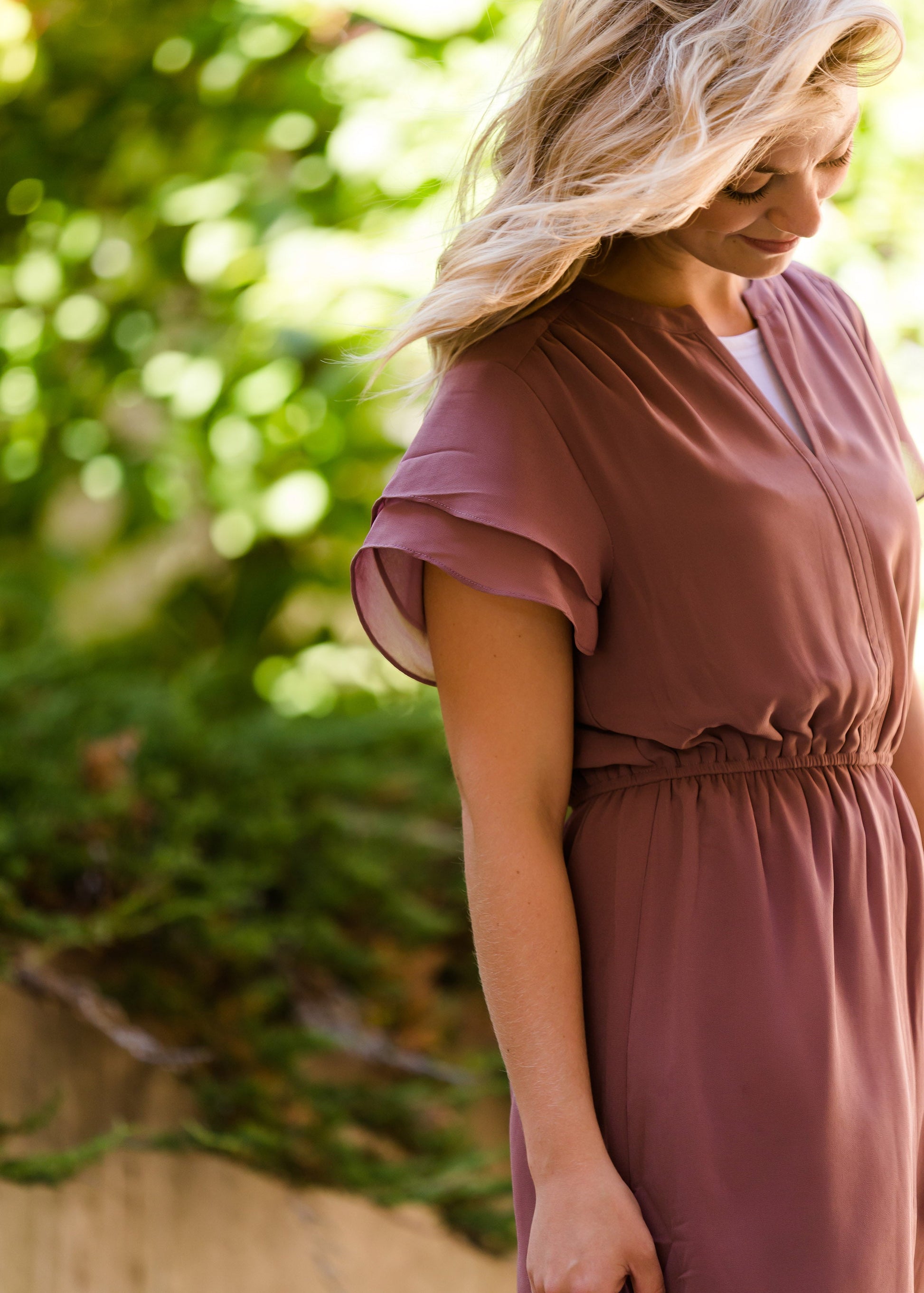 rose colored women's flutter sleeve midi dress