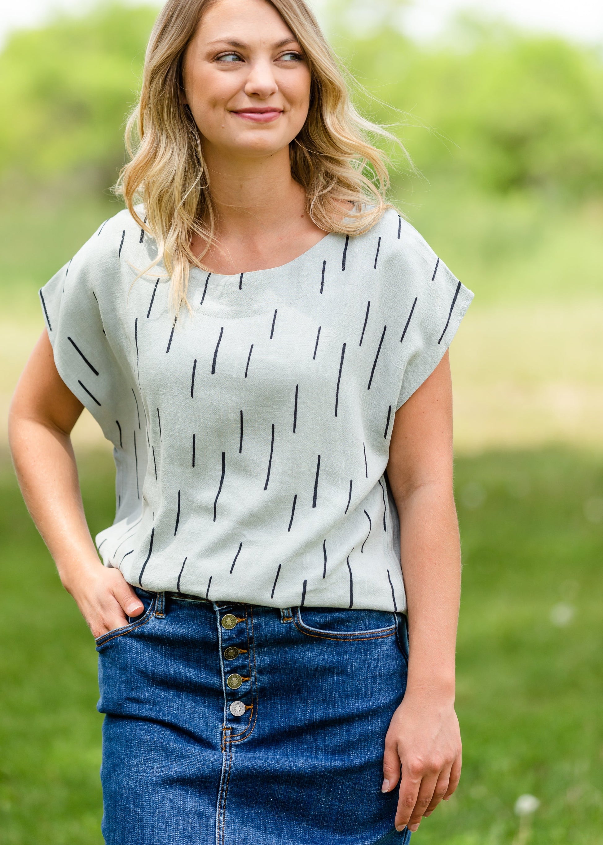 Linen Line Print Short Sleeve Top - FINAL SALE Tops