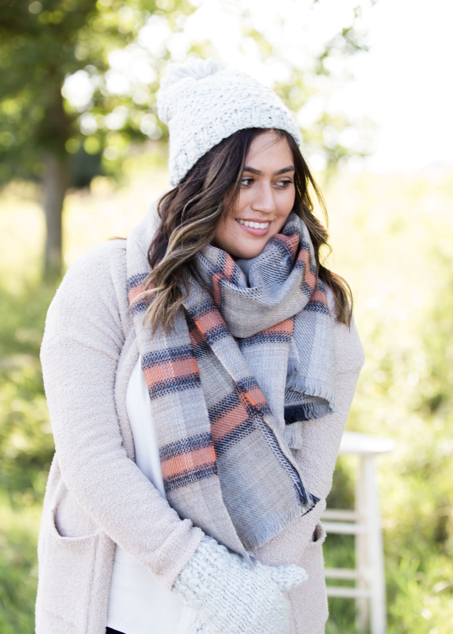 gray fleece lined mango yard hat and mittens