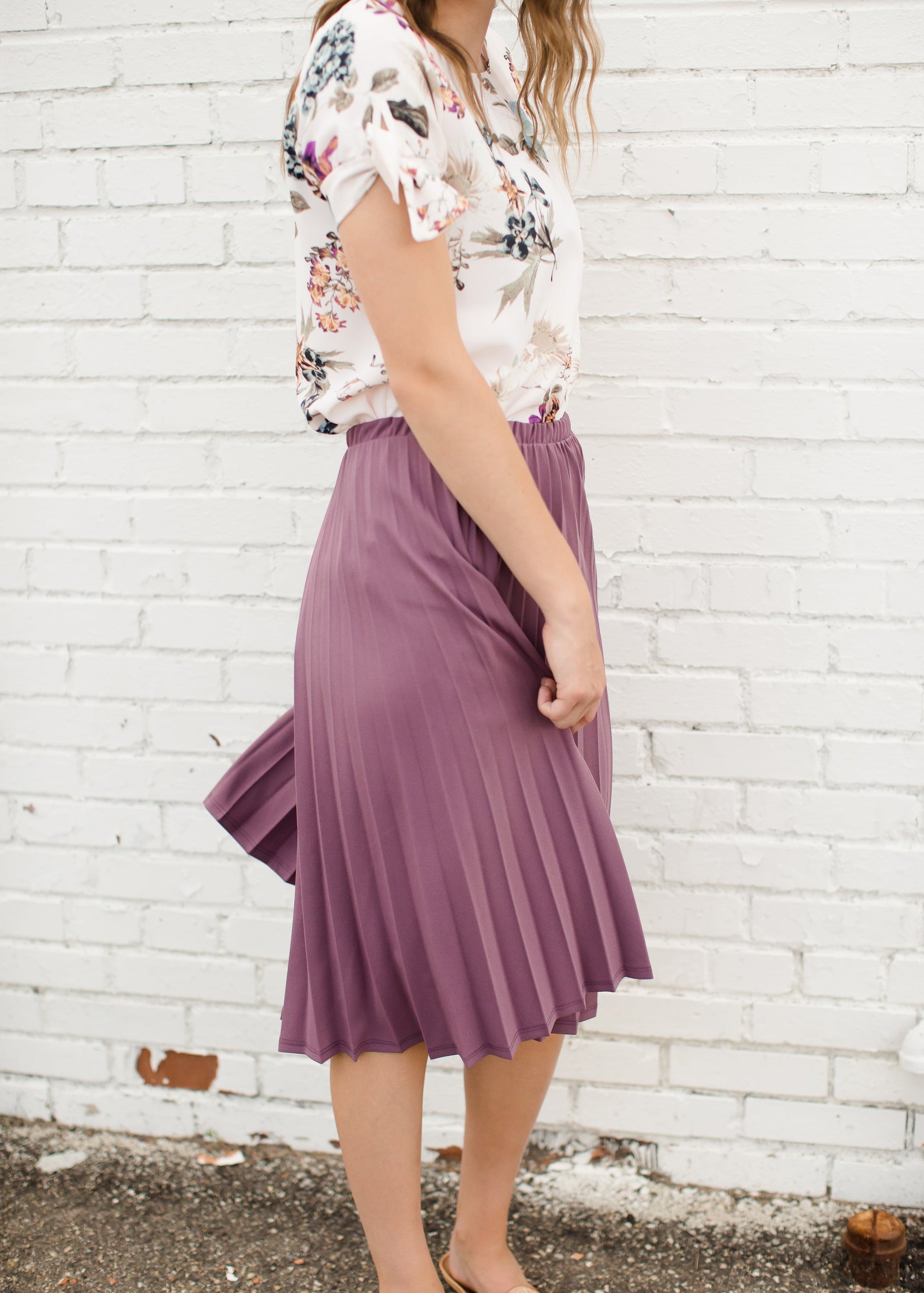 Women's Mauve Pleated Midi Skirt