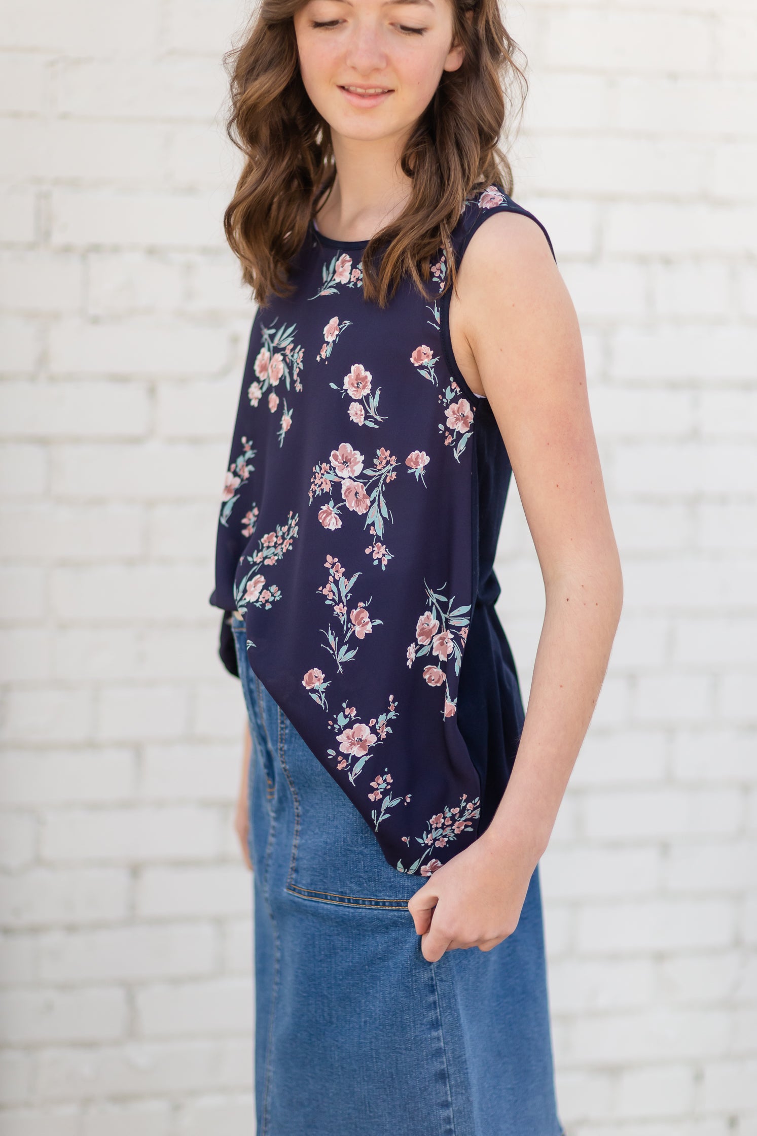 Navy Sleeveless Floral Tank Top Tops