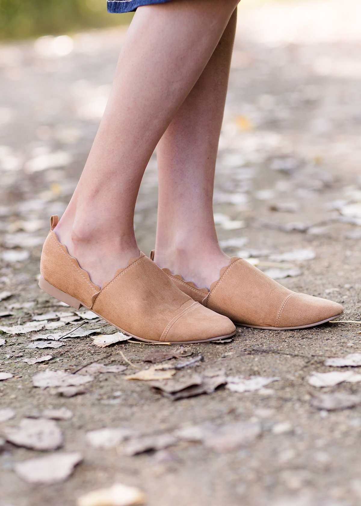 Ribbon Detail Suede Flat Shoes