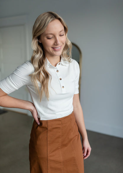 Ruffled Collar with Button Up Top Tops Polagram