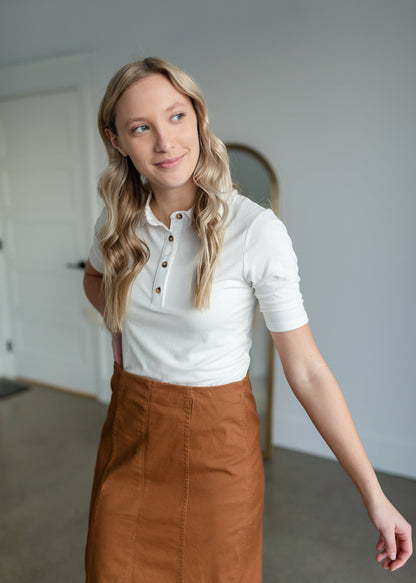 Ruffled Collar with Button Up Top Tops Polagram