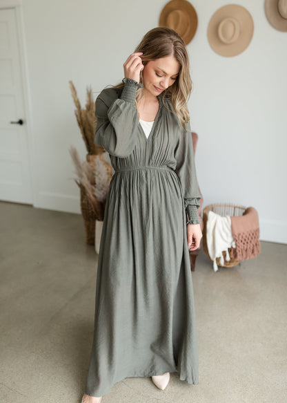 Smocked Details V-Neck Maxi Dress Dresses Wishlist Olive / S/M