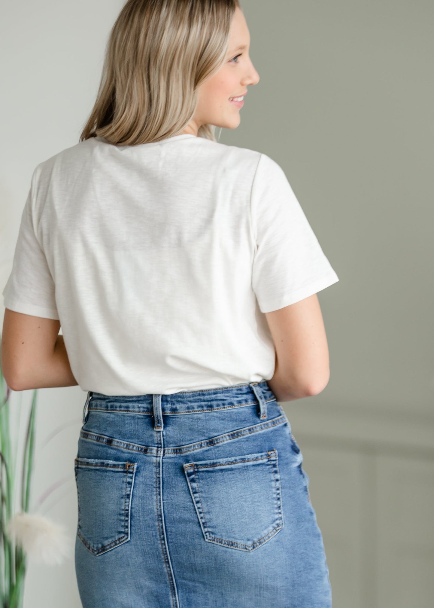 Tiny Floral Embroidered Tee Shirt Shirt Polagram